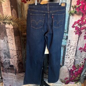 Levi’s Perfectly Slimming Boot Cut 512 jeans, size 16, good condition